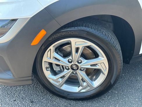 Certified 2023 Hyundai Kona SEL AWD/4WD image 2