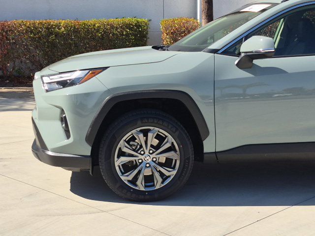 Used 2023 Toyota RAV4 XLE Premium AWD/4WD image 21