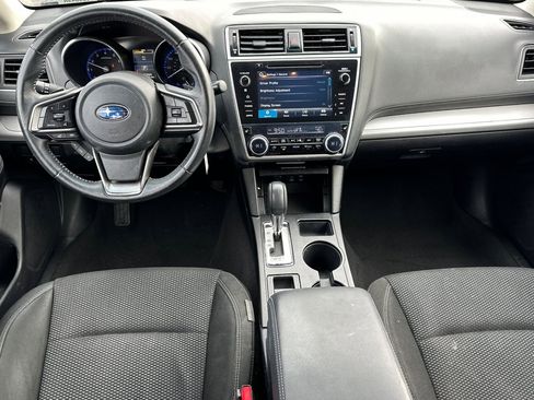 Used 2018 Subaru Outback 2.5i Premium image 15