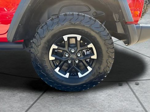 Used 2025 Jeep Wrangler Unlimited Rubicon 4xe w/ Convenience Group AWD/4WD image 36