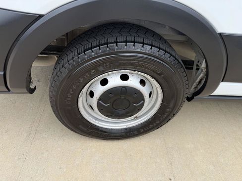 Certified 2019 Ford Transit 350 XL image 9