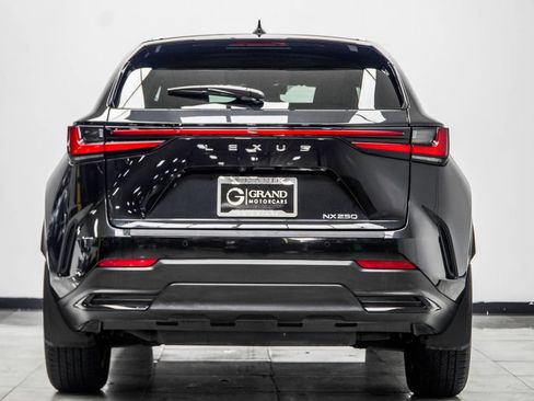 Used 2025 Lexus NX 250 FWD w/ Accessory Package (Z2) image 13