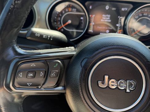 Used 2018 Jeep Wrangler Unlimited Sport S AWD/4WD image 15