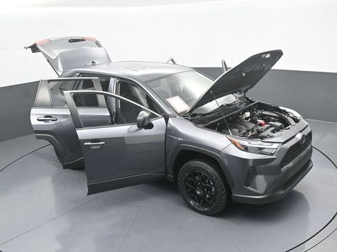 Used 2023 Toyota RAV4 LE image 66