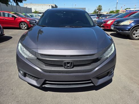 Used 2016 Honda Civic Touring image 6