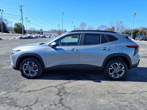New 2026 Chevrolet Trax LT w/ Driver Confidence Package image 6