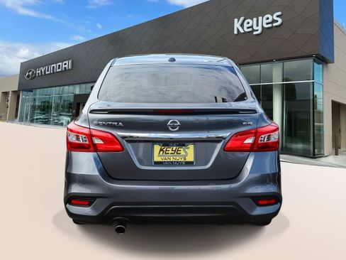 Used 2019 Nissan Sentra SR w/ Premium Package (SR) FWD image 6