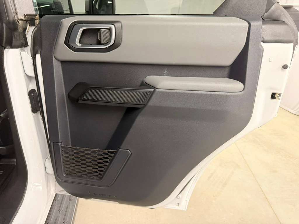 Used 2023 Ford Bronco Big Bend AWD/4WD image 39
