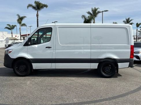 Used 2024 Mercedes-Benz Sprinter 144 Cargo image 8