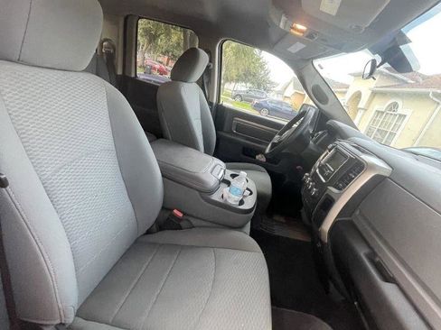 Used 2018 RAM 1500 Classic SLT RWD image 16