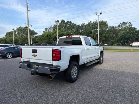 Used 2019 Chevrolet Silverado 2500 LTZ w/ Duramax Plus Package AWD/4WD image 5