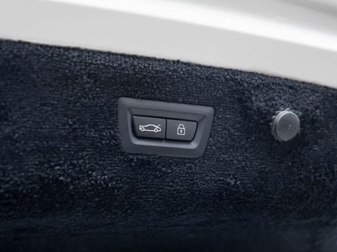 New 2026 Rolls-Royce Spectre image 26