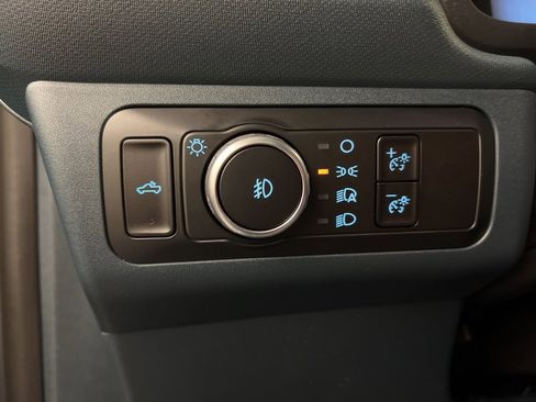 New 2025 Ford Maverick Lobo image 18