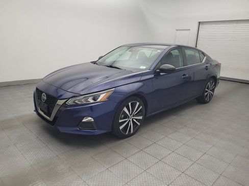 Used 2021 Nissan Altima 2.5 SR FWD image 2
