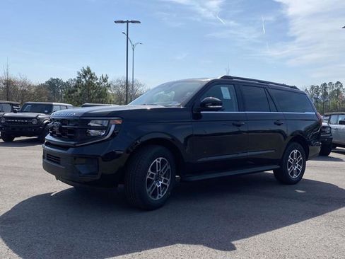 New 2026 Ford Expedition Max Active RWD image 7