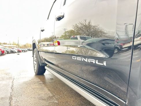 Used 2024 GMC Sierra 1500 Denali w/ Denali Reserve Package AWD/4WD image 15