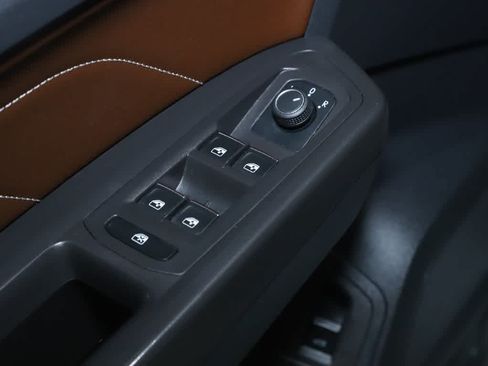 Used 2023 Volkswagen Atlas SEL AWD/4WD image 20