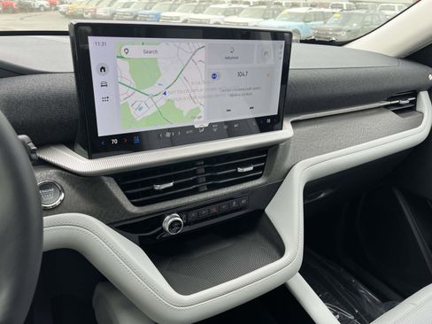 New 2026 Ford Explorer Platinum AWD/4WD image 15