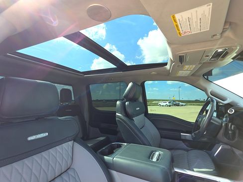 Used 2024 Ford F250 Limited w/ FX4 Off-Road Package image 23