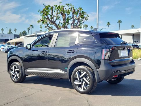 New 2026 Nissan Kicks SV FWD image 2