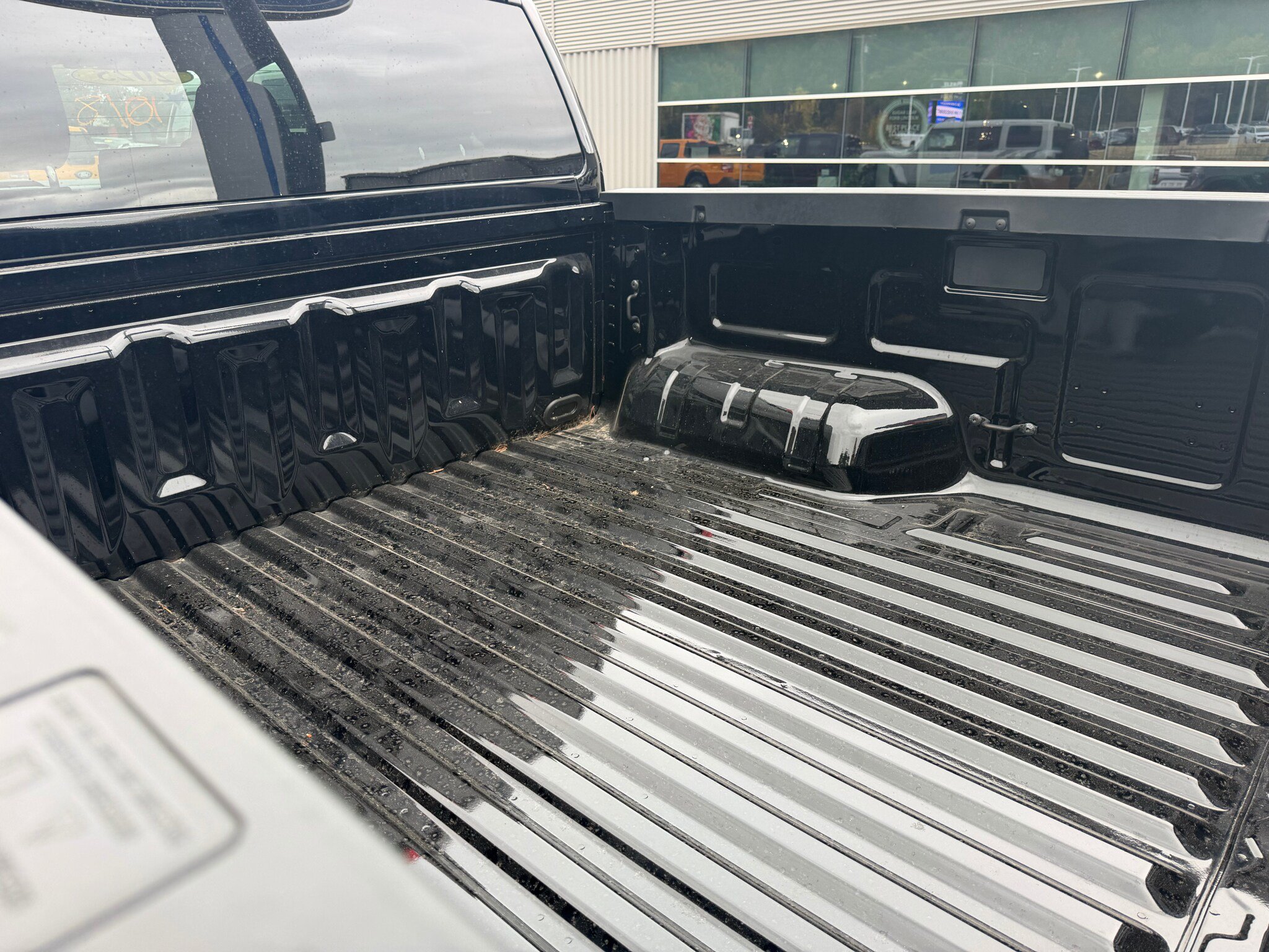 Used 2025 Ford Ranger XLT w/ Trailer Tow Package AWD/4WD image 9