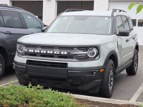 Used 2023 Ford Bronco Sport Big Bend w/ Convenience Package AWD/4WD image 2