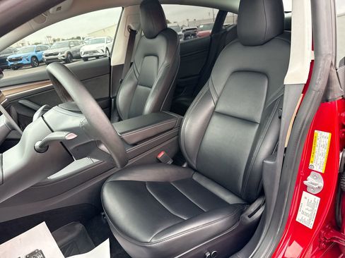 Used 2022 Tesla Model 3 Long Range image 13