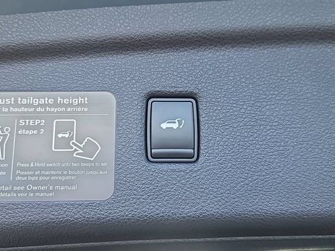 Used 2022 INFINITI QX50 Sensory w/ Cargo Package AWD/4WD image 24
