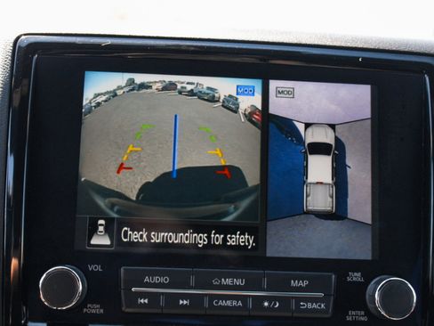 Used 2023 Nissan Frontier PRO-4X w/ Pro Convenience Package AWD/4WD image 25
