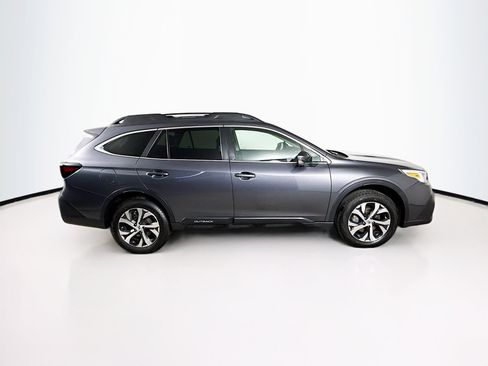 Used 2022 Subaru Outback Limited XT image 2