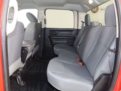 Used 2016 RAM 1500 ST AWD/4WD image 41