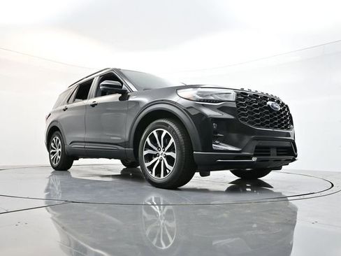 New 2025 Ford Explorer ST-Line image 26