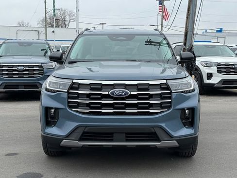 New 2026 Ford Explorer Active w/ Active Comfort Package image 3