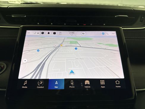 Used 2023 Jeep Grand Cherokee L Overland image 20