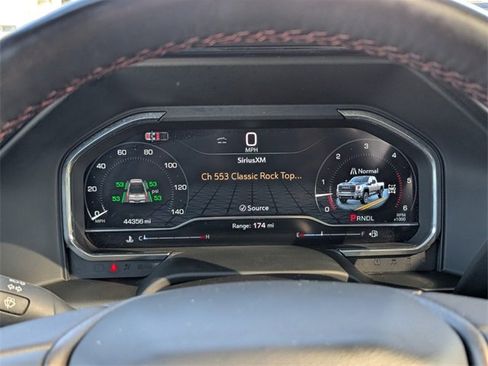 Used 2024 GMC Sierra 2500 AT4X image 26