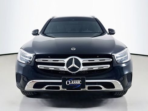 Used 2021 Mercedes-Benz GLC 300 GLC 300 w/ Premium Package image 2