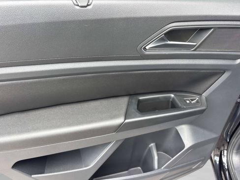 Used 2019 Volkswagen Atlas SEL FWD image 17