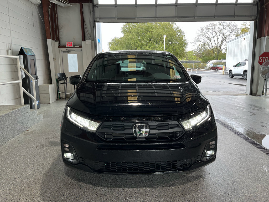 Used 2025 Honda Odyssey Sport-L image 2