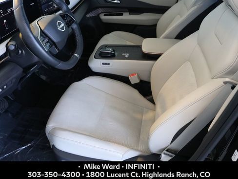 Used 2024 Nissan Ariya AWD image 6