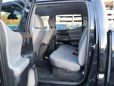 Used 2022 Toyota Tacoma SR image 24