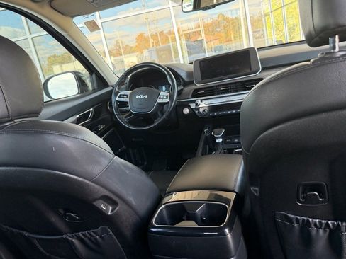 Used 2022 Kia Telluride EX w/ EX Premium Package image 26