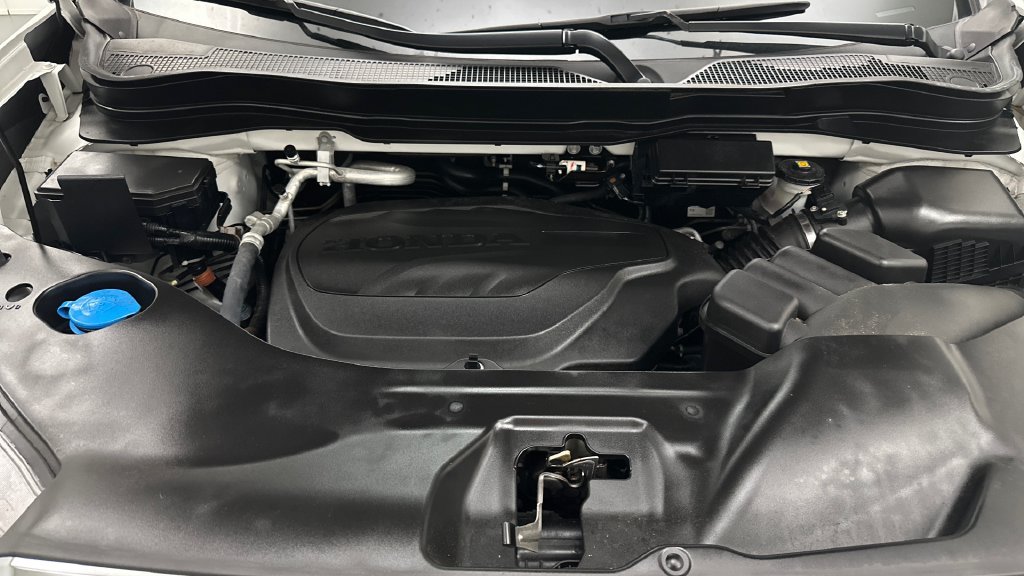 Used 2025 Honda Passport EX-L image 11