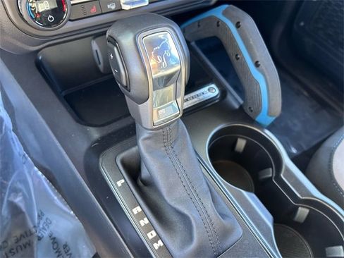 Used 2023 Ford Bronco Wildtrak image 25