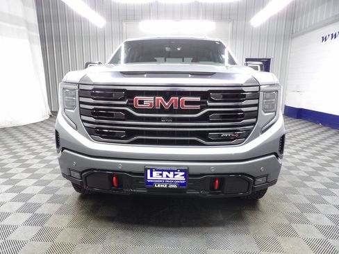 Used 2024 GMC Sierra 1500 AT4 w/ Technology Package AWD/4WD image 43