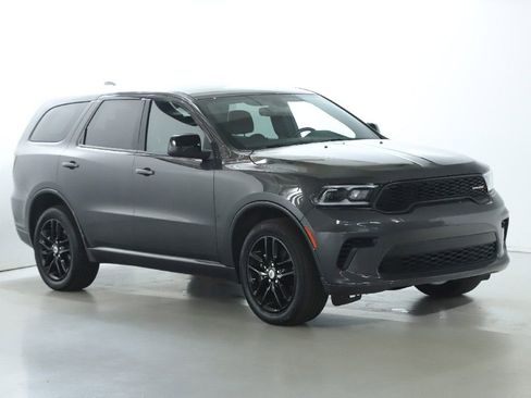 Used 2025 Dodge Durango GT image 9