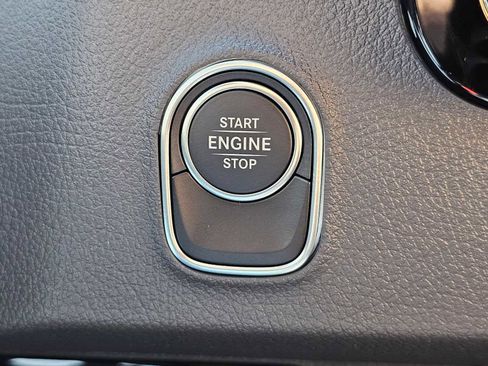 Used 2024 Mercedes-Benz Sprinter 3500 image 32