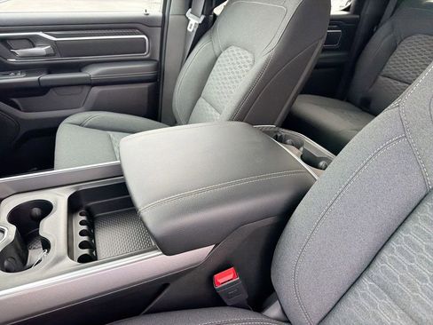 New 2026 RAM 1500 4x4 Crew Cab image 28