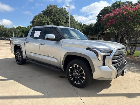 Used 2024 Toyota Tundra Limited w/ Power Package AWD/4WD image 8