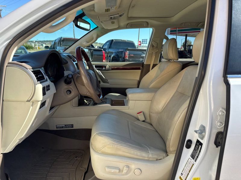 Used 2013 Lexus GX 460 Premium AWD/4WD image 17
