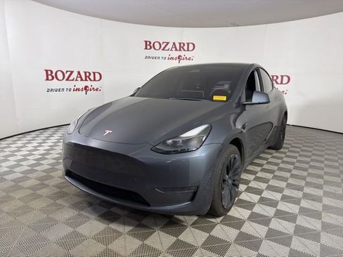 Used 2023 Tesla Model Y Long Range image 4